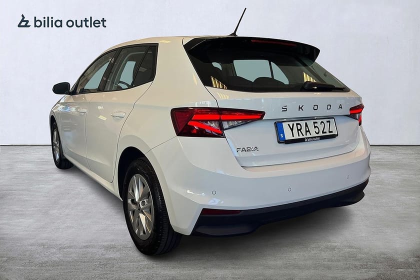 Bild 4 av Škoda Fabia Skoda 1.0 Selection 80hk / Sensorer Apple CarPlay 1 Brukare