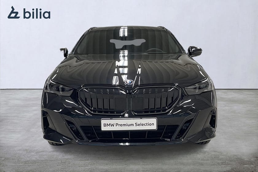 Bild 5 av BMW 530e xDrive Touring M-Sport | DEMOBIL | Drag | Head-Up | H&K