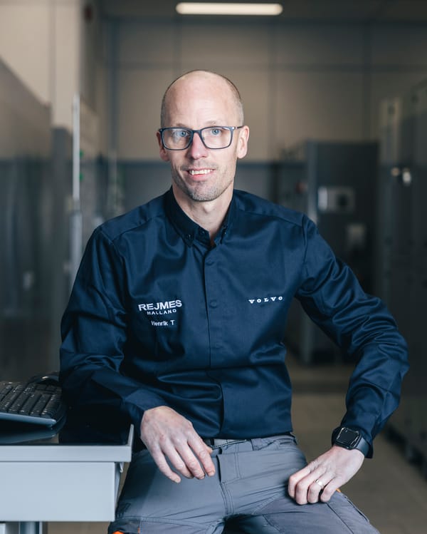 HENRIK TORBJÖRNSSON - Personlig Servicetekniker