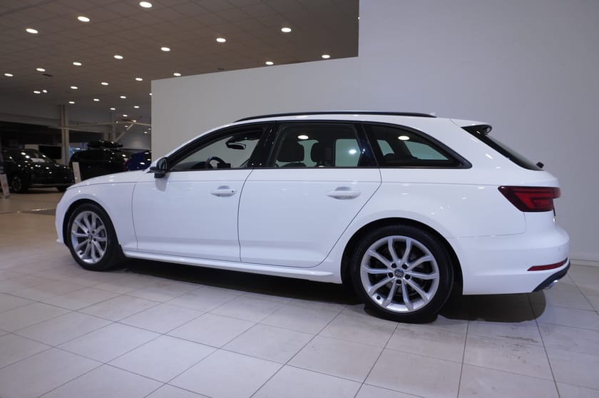 Bild 5 av Audi A4 Avant 40 TDI S Tronic, 190hk Proline Dragkrok PDC Fram Bak