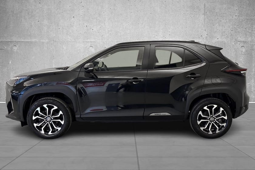 Bilde 2 av Toyota Yaris Cross Hybrid AWD-i 1.5 Active Tech/automat/ny service/1 eier/4x4/