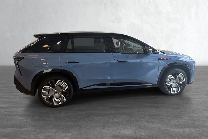 Bilde 4 av Hongqi EHS7 AWD 4WD/PREMIUM/MASSASJE/HUD/ VINTERHJUL
