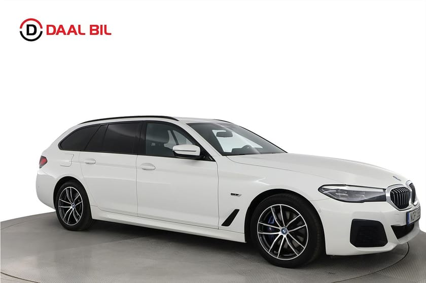 Bild 4 av BMW 530e xDrive Touring 292HK M-SPORT H/K® DRAG P-VÄRM HuD KEYLESS SKINN