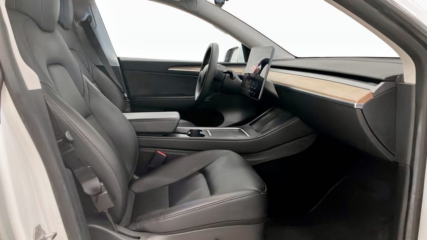 Bild 3 av Tesla Model Y Long Range AWD AWD, 514hk, |Backkamera|Pano|Navi