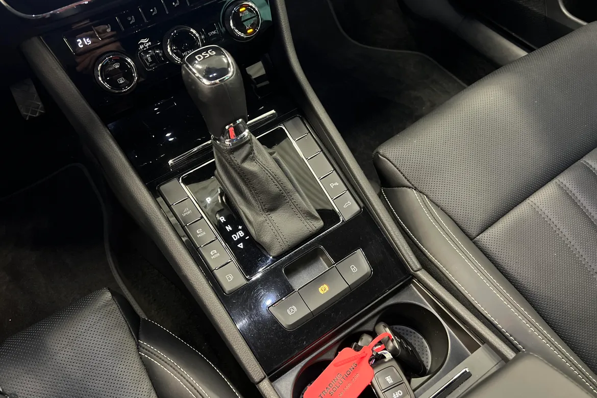 picture of a car