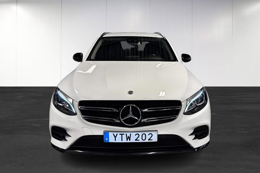 Bild 5 av Mercedes-Benz GLC 220 d 4MATIC 4M SUV | AMG | Navi | Drag | Nightpackage | Style Edition