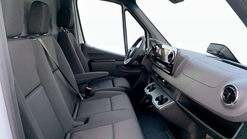 Bild 4 av Mercedes-Benz Sprinter 317 CDI RWD Skåpbil A3 PRO| Automat| Farthållare|Värmare