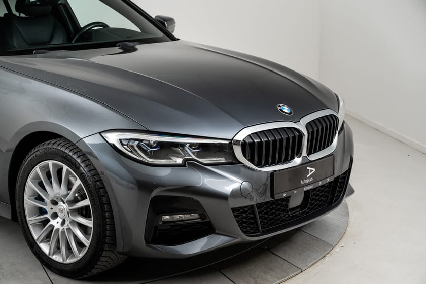 Bilde 2 av BMW 330e xDrive Touring eDrive M Sport (K) ACC/Krok/Laser/HUD