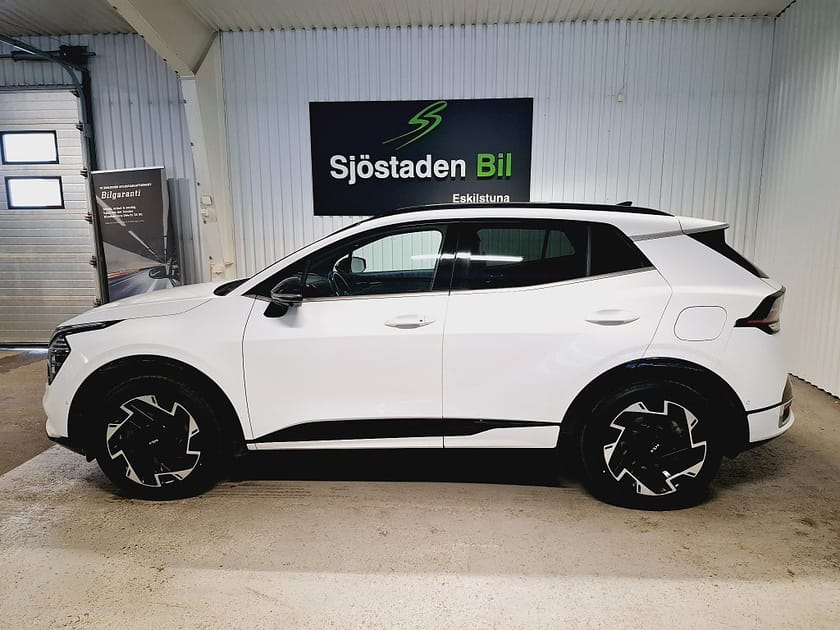 Bild 3 av Kia Sportage PHEV GT-Line Panorama Skinn Drag H&K 360° Navi