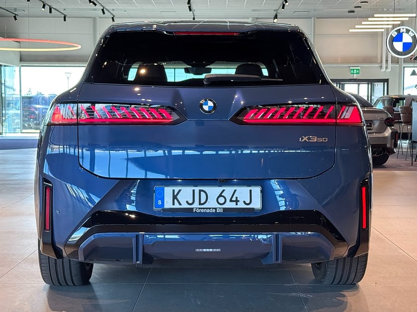 Bild 5 av BMW iX3 50 xDrive Fully Charged M Sport H/K Head-up Drag 360