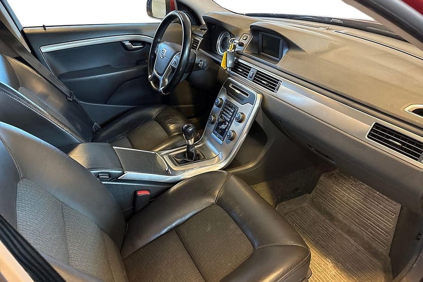 Bild 5 av Volvo V70 II T4 Momentum (180hk)