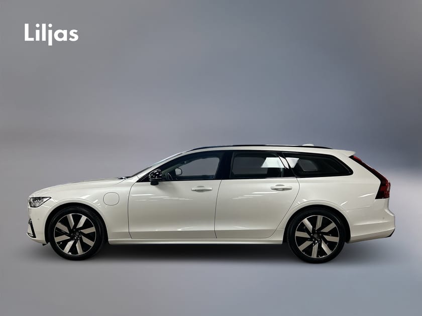 Bild 3 av Volvo V90 T6 AWD Plus Dark Nordic Edition//360-kamera//Drag//
