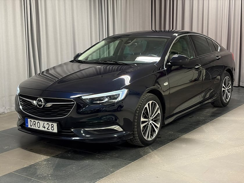 Bild 1 av Opel Insignia Grand Sport 2.0 CDTI 4x4 Business Drag Värmare Bose