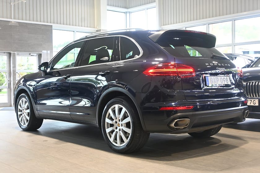 Bild 3 av Porsche Cayenne Diesel TipTronic S 262hk Drag Sv-Såld 1 ägare