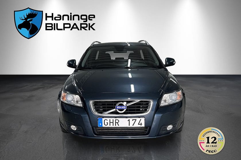 Bild 3 av Volvo V50 D2 Momentum Classic /BT AUDIO /DRAG /PDC /Fr 3,95%
