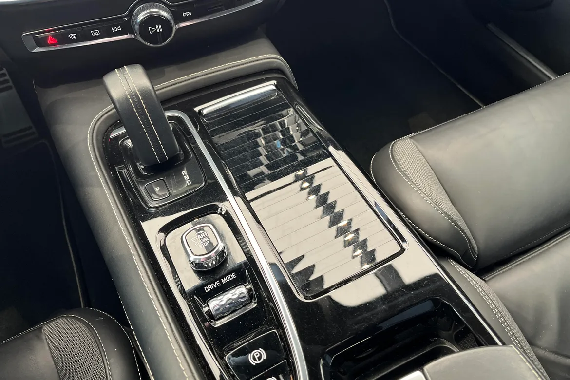 picture of a car
