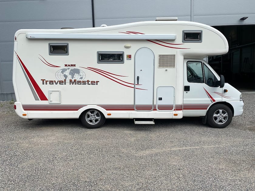 Bild 2 av Kabe Campervan Fiat Travel Master Alkov