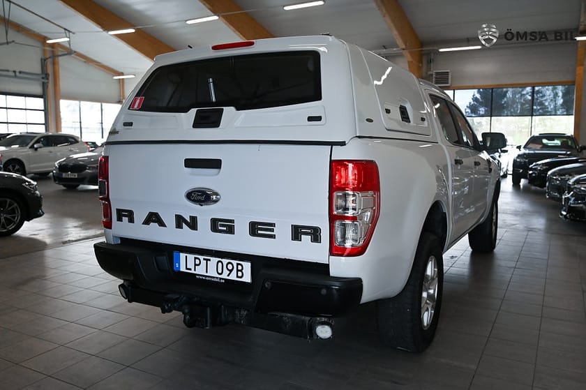 Bild 4 av Ford Ranger Dubbelhytt 2.0  4x4 Wildtrak Kåpa LÅDSYSTEM 213hk