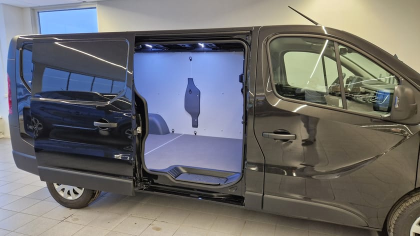Bild 4 av Nissan Primastar 2.0 dCi