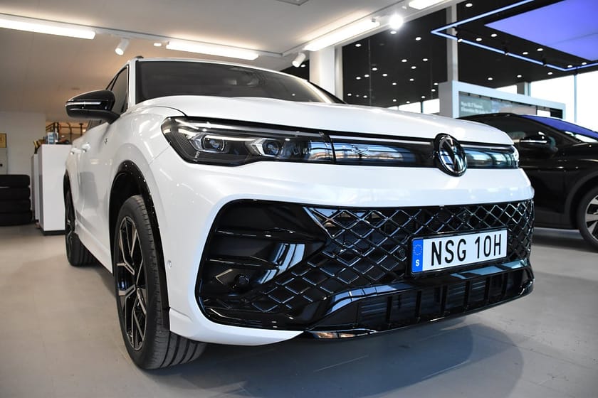 Bild 4 av Volkswagen Tiguan 2.0 TDI R-Line Edition **SE SPEC**