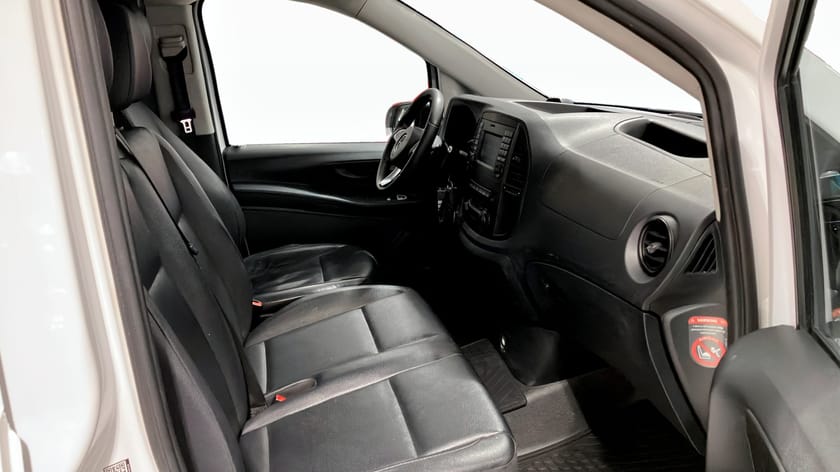 Bild 3 av Mercedes-Benz Vito 119 BlueTEC 4MATIC 3.0t CDI SKÅP LÅNG EDITION1 4WD