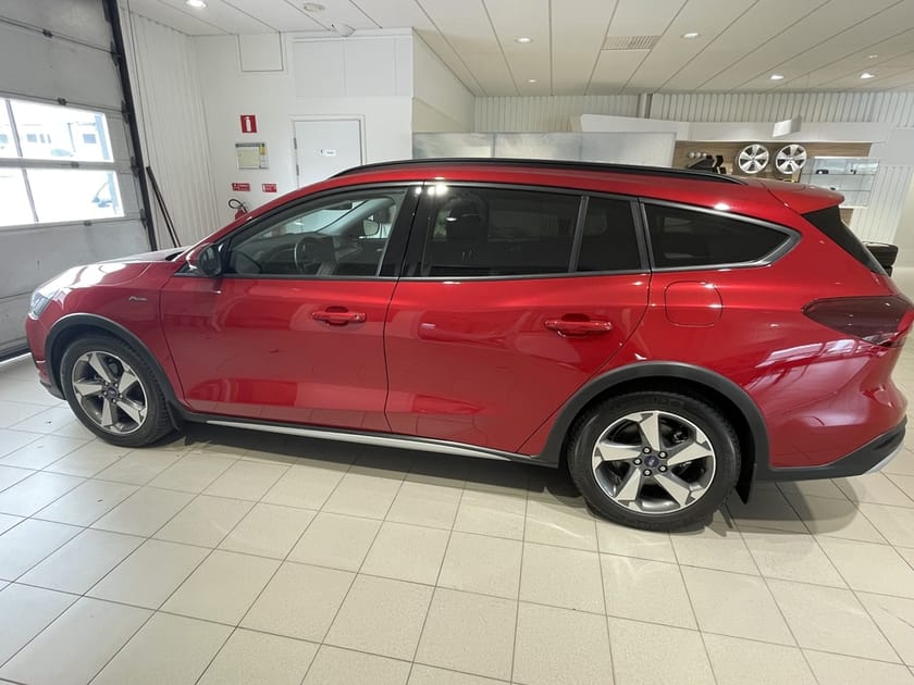 Bild 2 av Ford Focus Active Kombi undefined