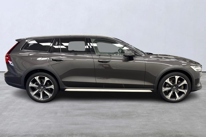 Bild 3 av Volvo V60 Cross Country B4 AWD Diesel Plus