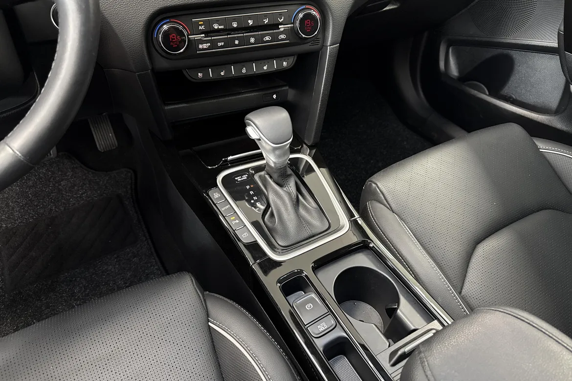 picture of a car