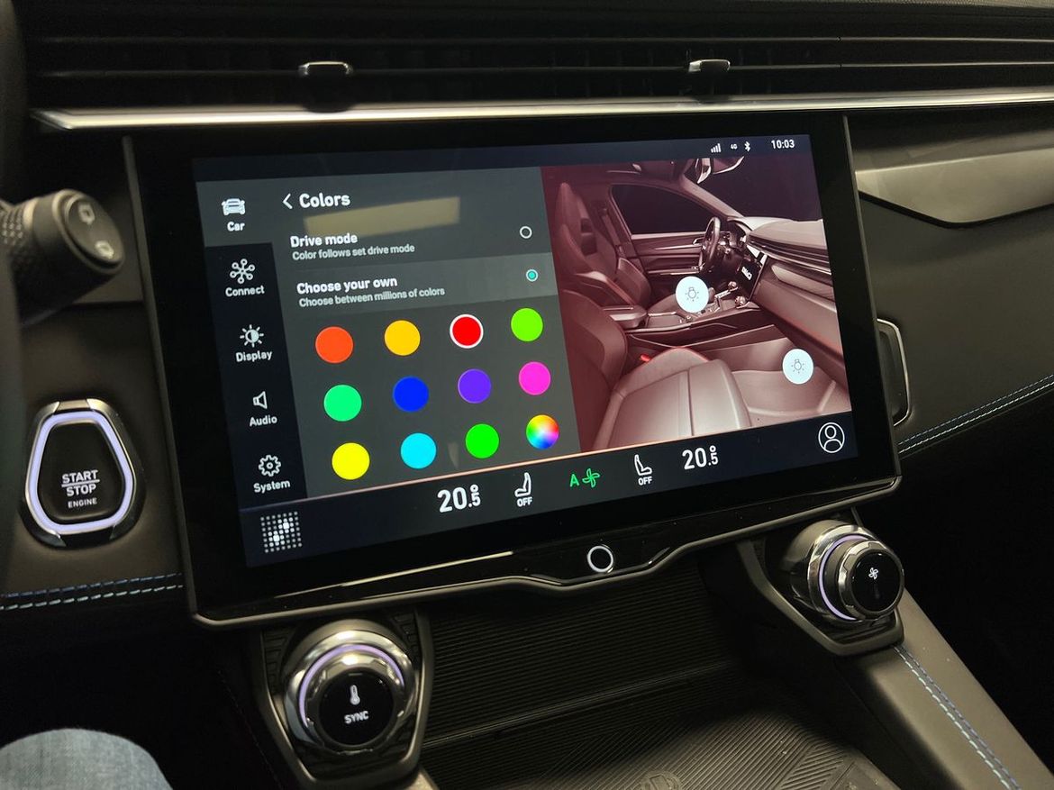 Lynk & Co 01 2023 - miniatyr 18