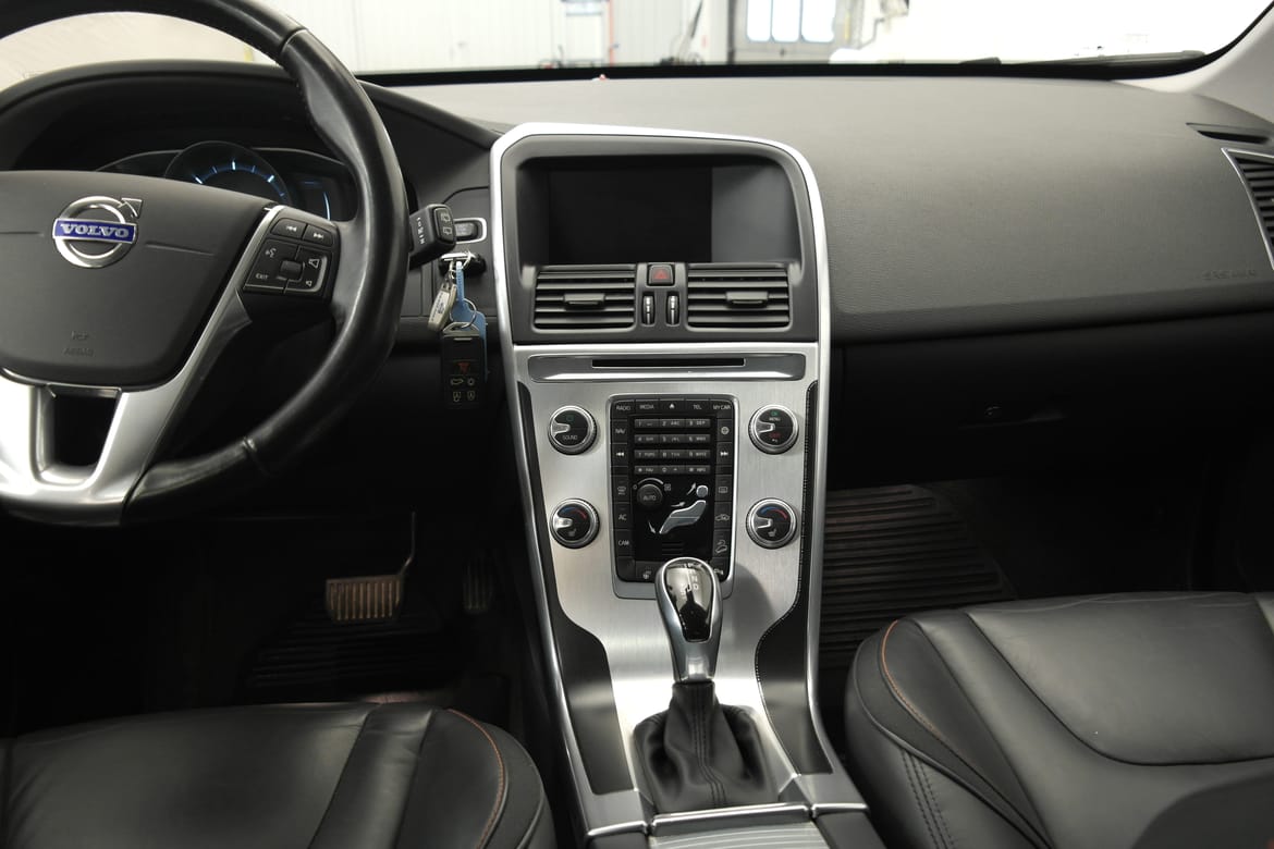Volvo XC60 2016 - miniatyr 15