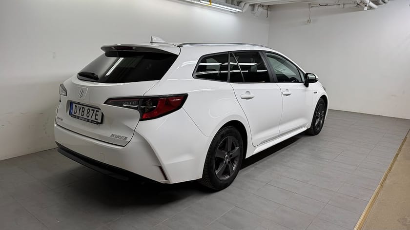 Bild 3 av Suzuki Swace Hybrid 1.8 Fullhybrid,  Automat, Låga mil!