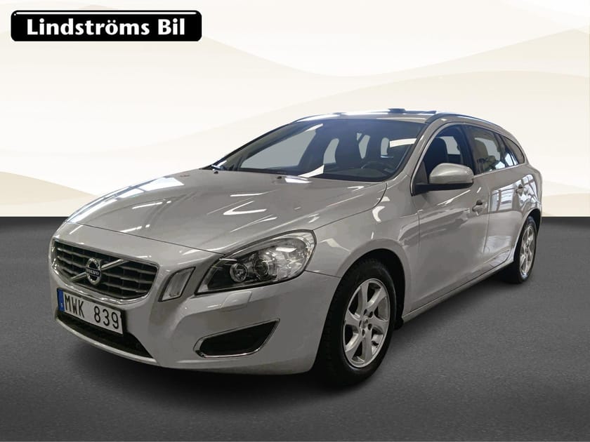 Bild 1 av Volvo V60 Momentum 2.0 163hk V-hjul Drag Taklucka
