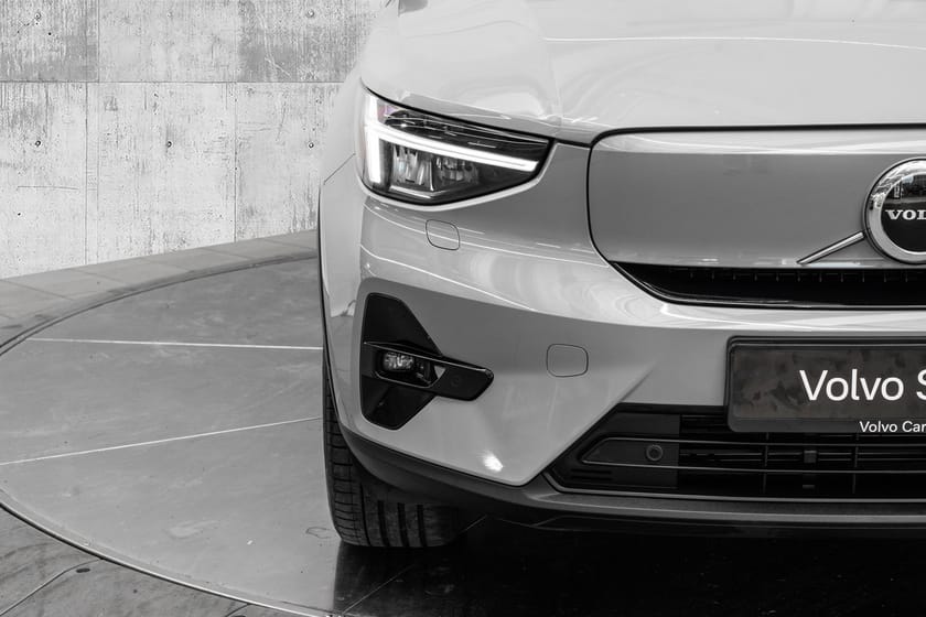 Bilde 4 av Volvo EX40 Twin Motor Performance El. Plus 442Hk. Hengerfeste!
