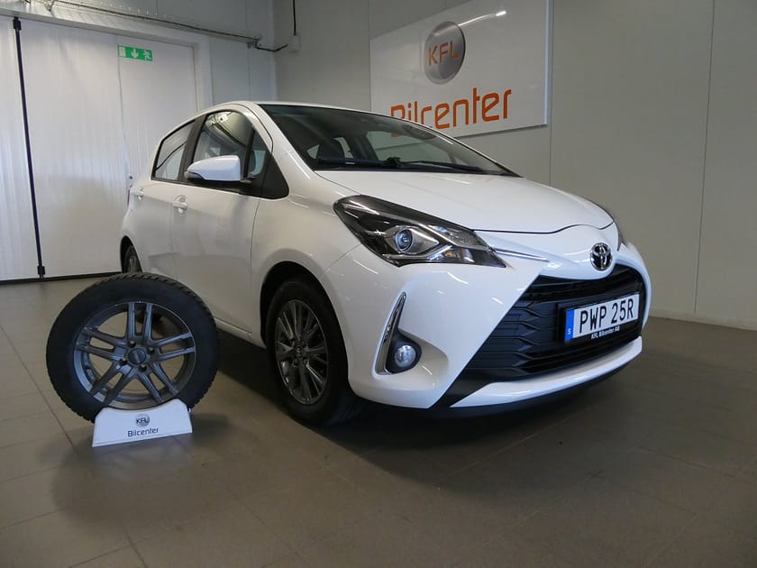 Bild 1 av Toyota Yaris 5-dörrar 1.5 VVT-iE Backkamera-Dubbdäck-Nyservad