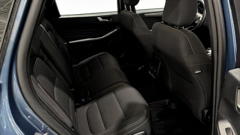 Bild 5 av Ford Kuga Plug-In Hybrid 2023 SUV TITANIUM AUT 2WD Titanium aut