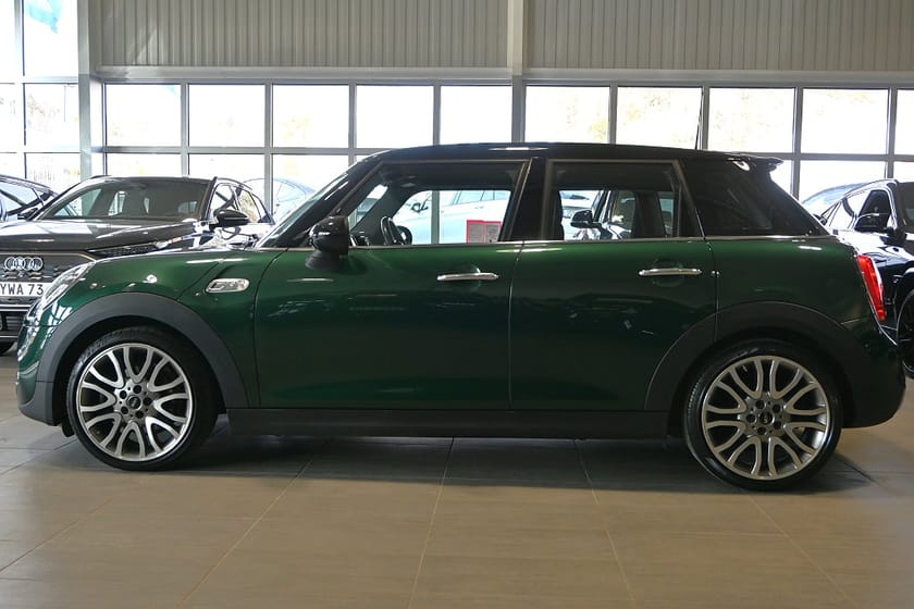 Bild 2 av MINI Cooper S 5-dörrar Chili H/K