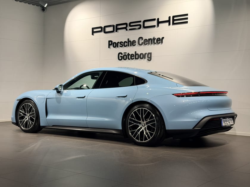 Bild 5 av Porsche Taycan frozenblue metallic /VAT/Leasbar