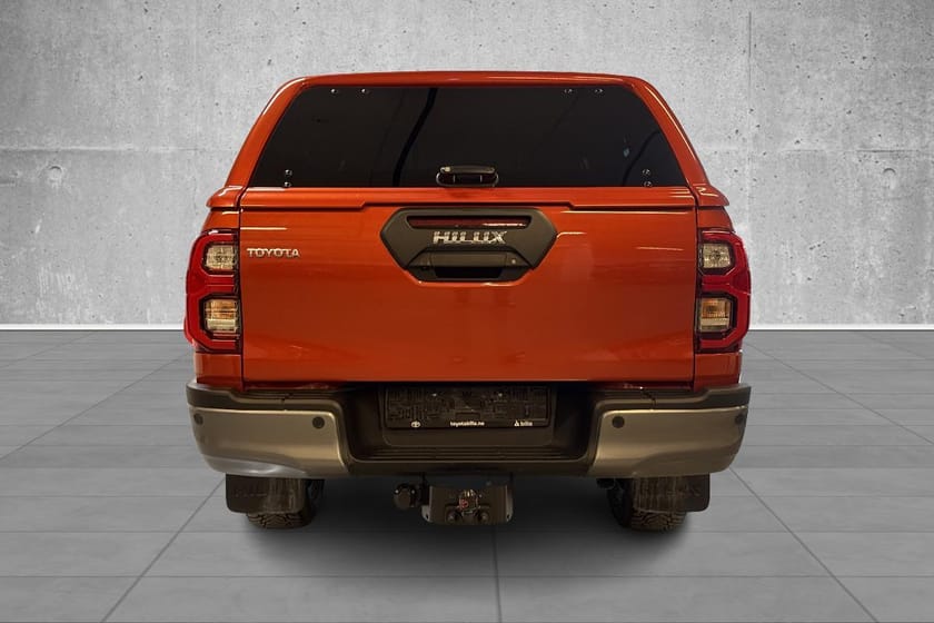 Bilde 3 av Toyota Hilux Dobbelcab 2.4 Diesel D-4D 150 hk Invincible Automat