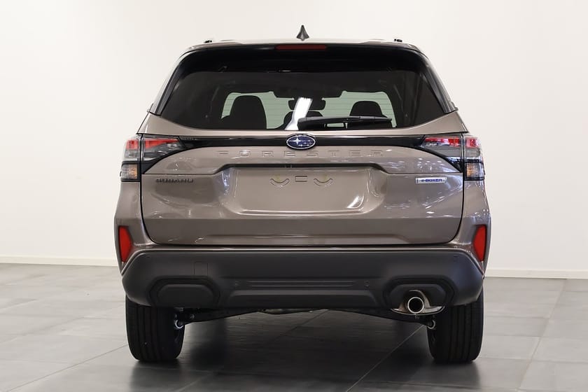 Bild 4 av Subaru Forester e-Boxer Limited Dragkrok & Vinterhjul Detta Ex!