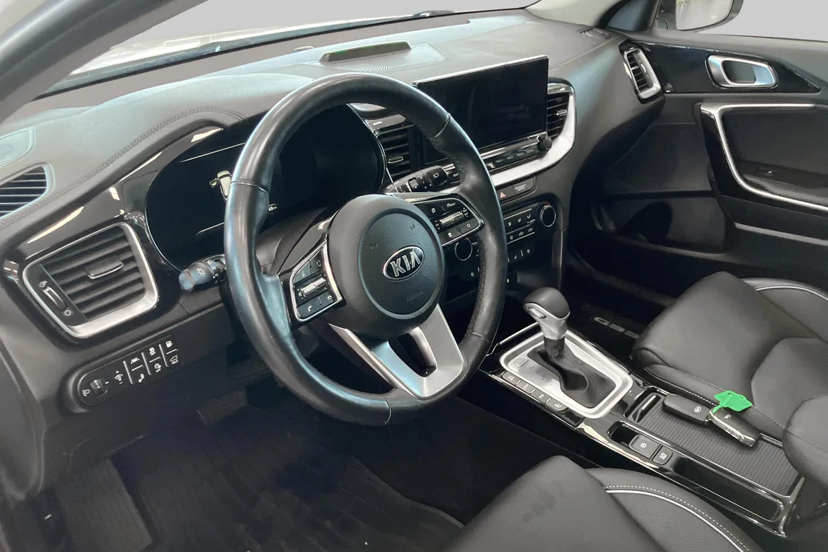 picture of a car