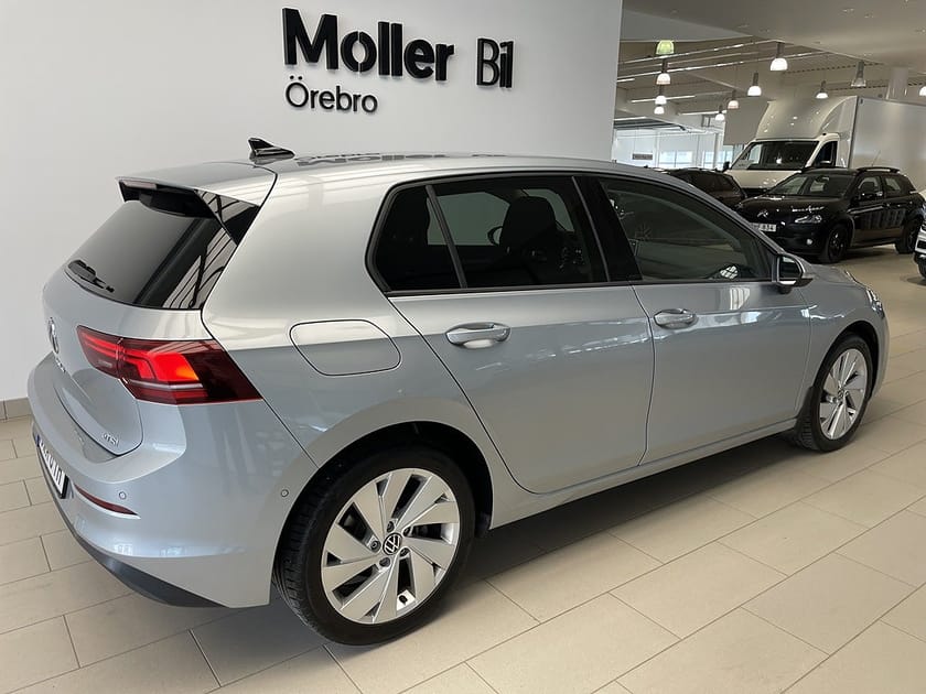 Bild 4 av Volkswagen Golf LIFE 1.5 ETSI 150 HK DSG