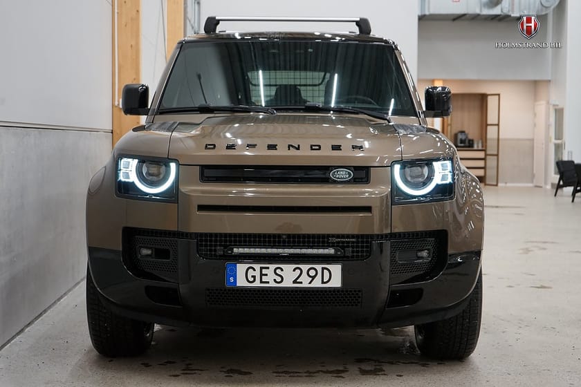 Bild 5 av Land Rover Defender P400e PHEV X-Dynamic SE Pano Drag Pvärme HUD Meridian