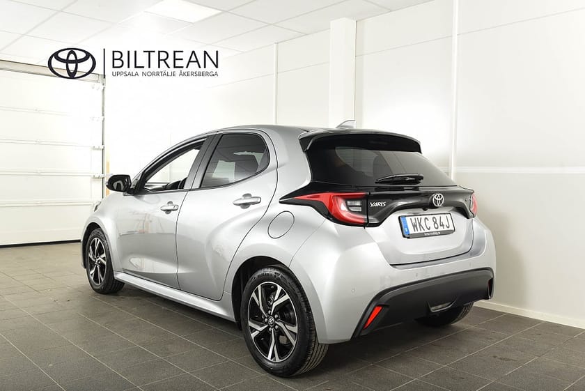 Bild 2 av Toyota Yaris Hybrid 115 Elhybrid Active Plus Säkerhetspaket Backkamera