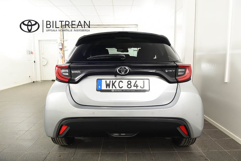 Bild 4 av Toyota Yaris Hybrid 115 Elhybrid Active Plus Säkerhetspaket Backkamera