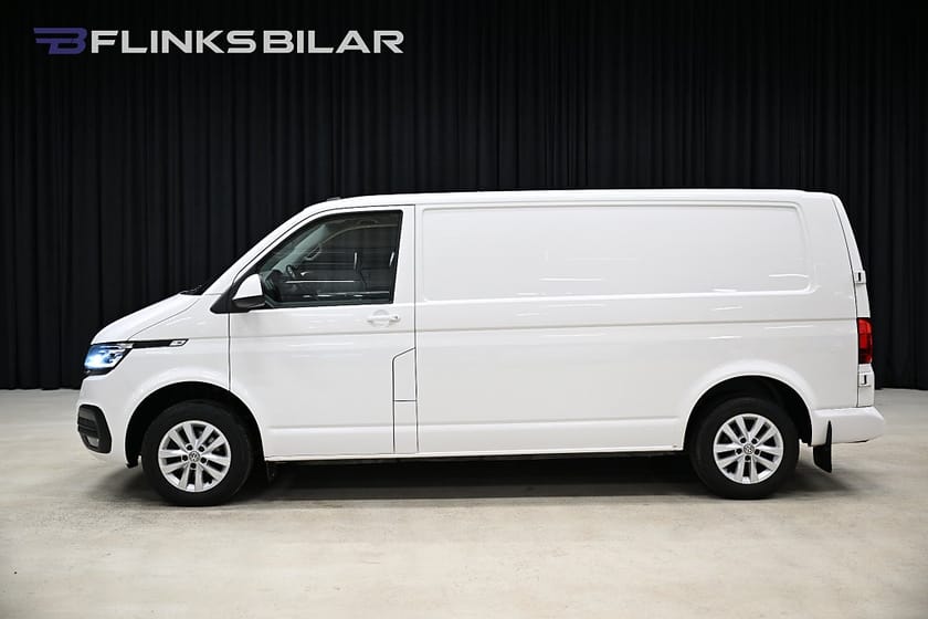 Bild 2 av Volkswagen Transporter DSG 150HK L2|Drag|Värmare|LED|EnÄgare|AppleCarplay|Moms