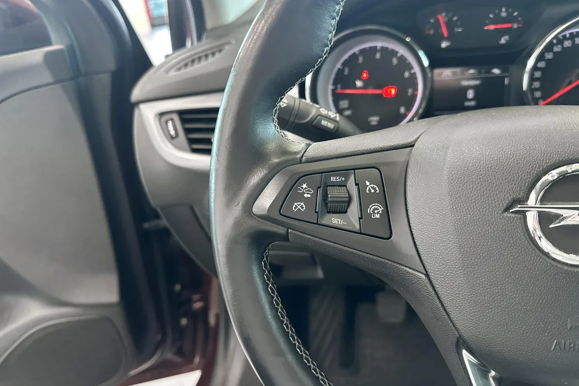 picture of a car