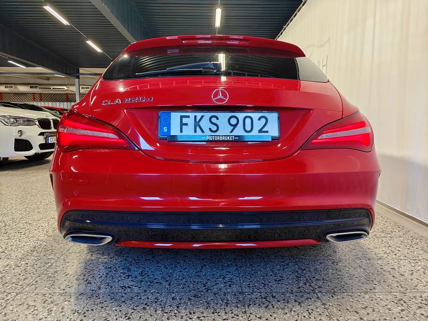 Bild 4 av Mercedes-Benz CLA 220 d Shooting Brake 7G 177hk AMGLine Värmare Pano Drag