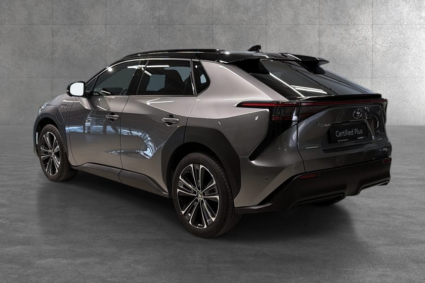 Bilde 3 av Toyota bZ4X AWD Executive ,skinn, panorama