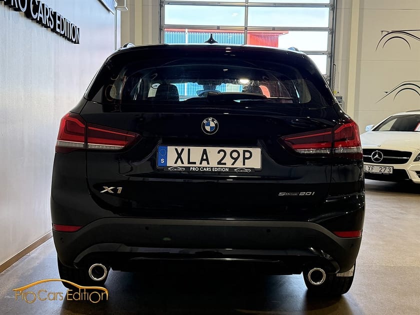 Bild 5 av BMW X1 sDrive20i Sport line/Head-Up/ Navigation/