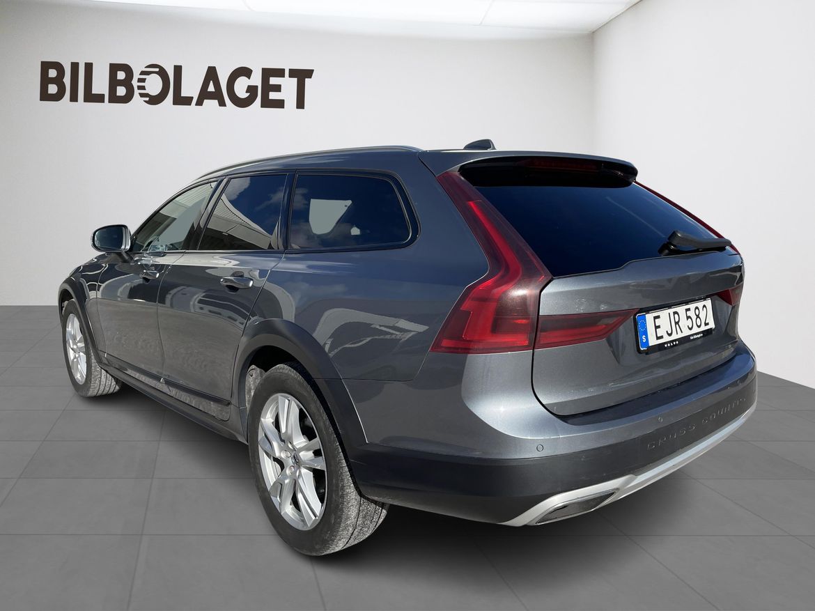 Volvo V90 2019 - miniatyr 3